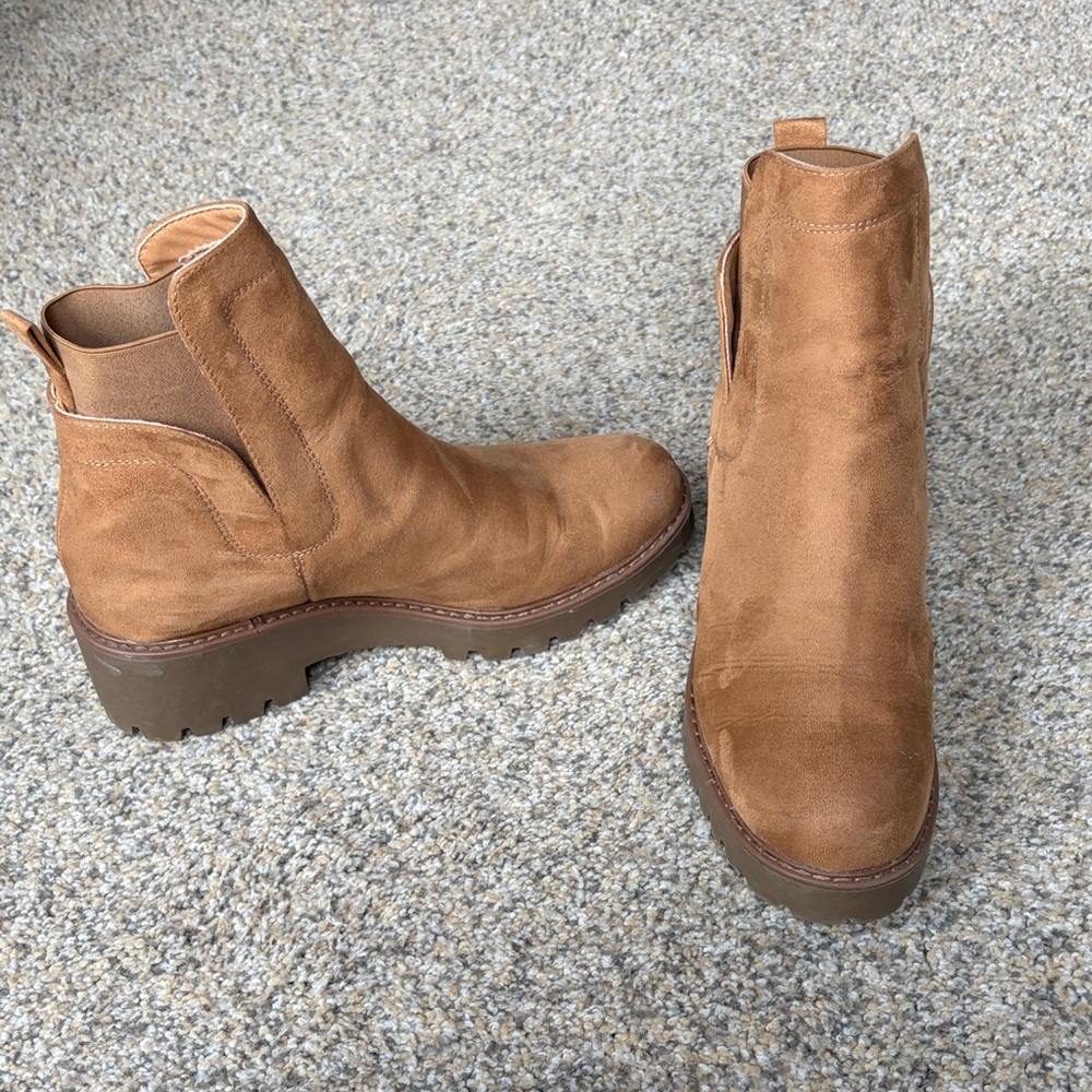 Rock & Candy Brown Ankle Booties